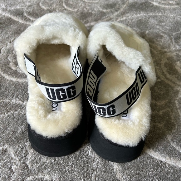 Ugg Cream and Black Disco Slide Platform Sandals - Picture 3 of 6